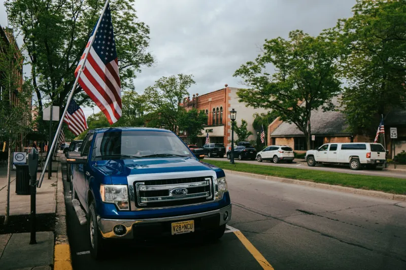 The Corner Store Comeback: How Underfunded American Retailers Win the Maps Game Against Deep-Pocketed Rivals